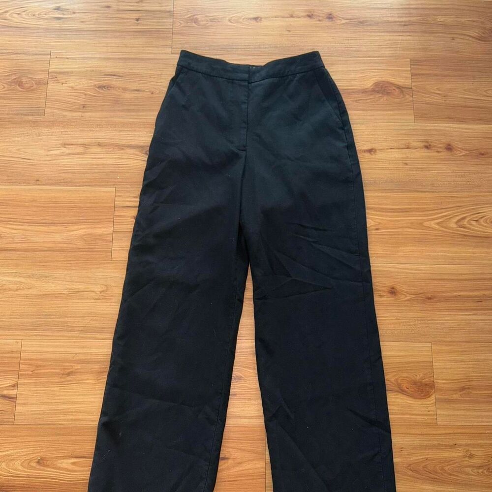 Aritzia Women's Black Trousers